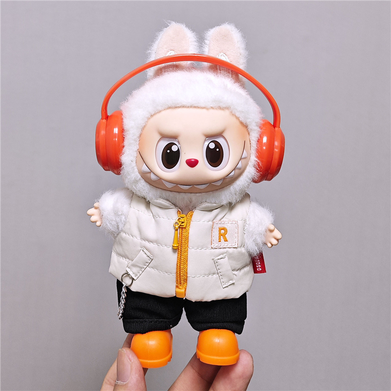 Winter Cloth - เสื้อกั๊กขนเป็ดสีพื้นสำหรับตุ๊กตา Labubu ขนาด 15-17 ซม. พร้อมรองเท้า